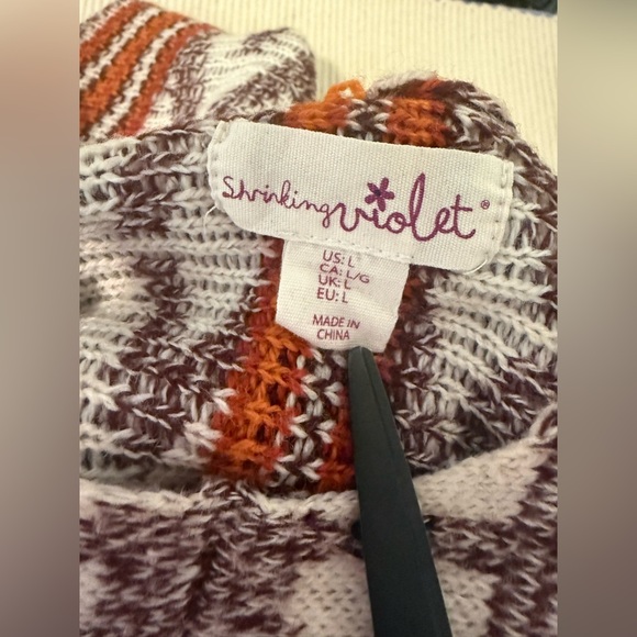 Shrinking Violet Zigzag Hooded Poncho - Brown, Cream, and Orange L - Picture 4 of 7